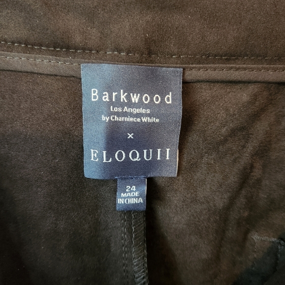 Eloquii × Barkwood Black Faux Suede Cropped Trousers - Picture 9 of 12